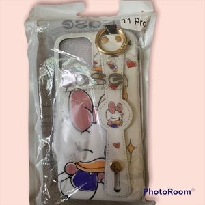 Cute daisy duck phone case for iPhone 11 Pro